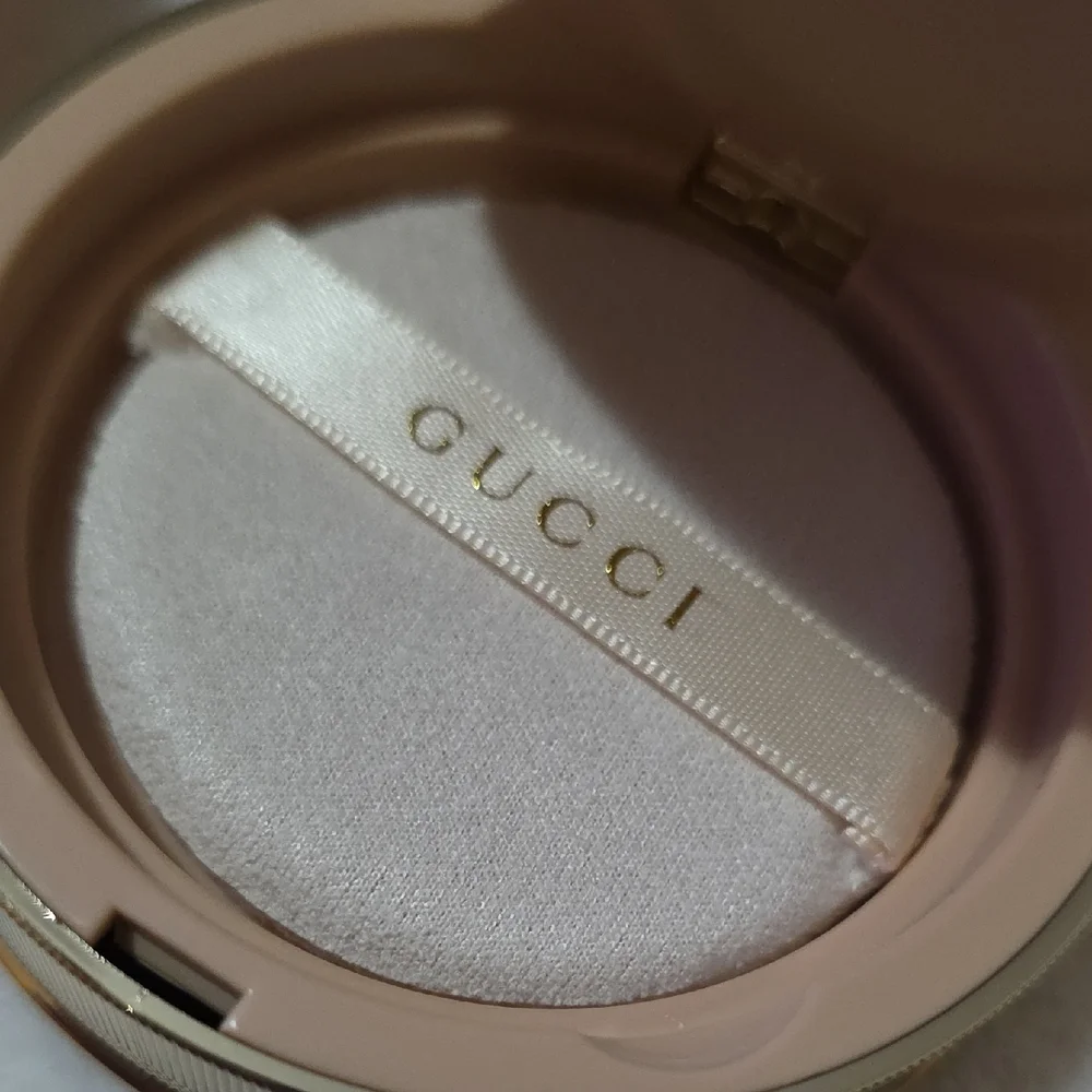 NEW~GUCCI Poudre De Beauté ~Mat Naturel 02 Beauty Setting Powder